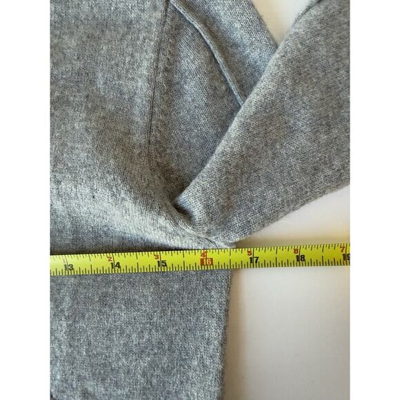 S - FREE 100% CASHMERE SWEATER Womens sz S GRAY Black Great Condition - Picture 6 of 8